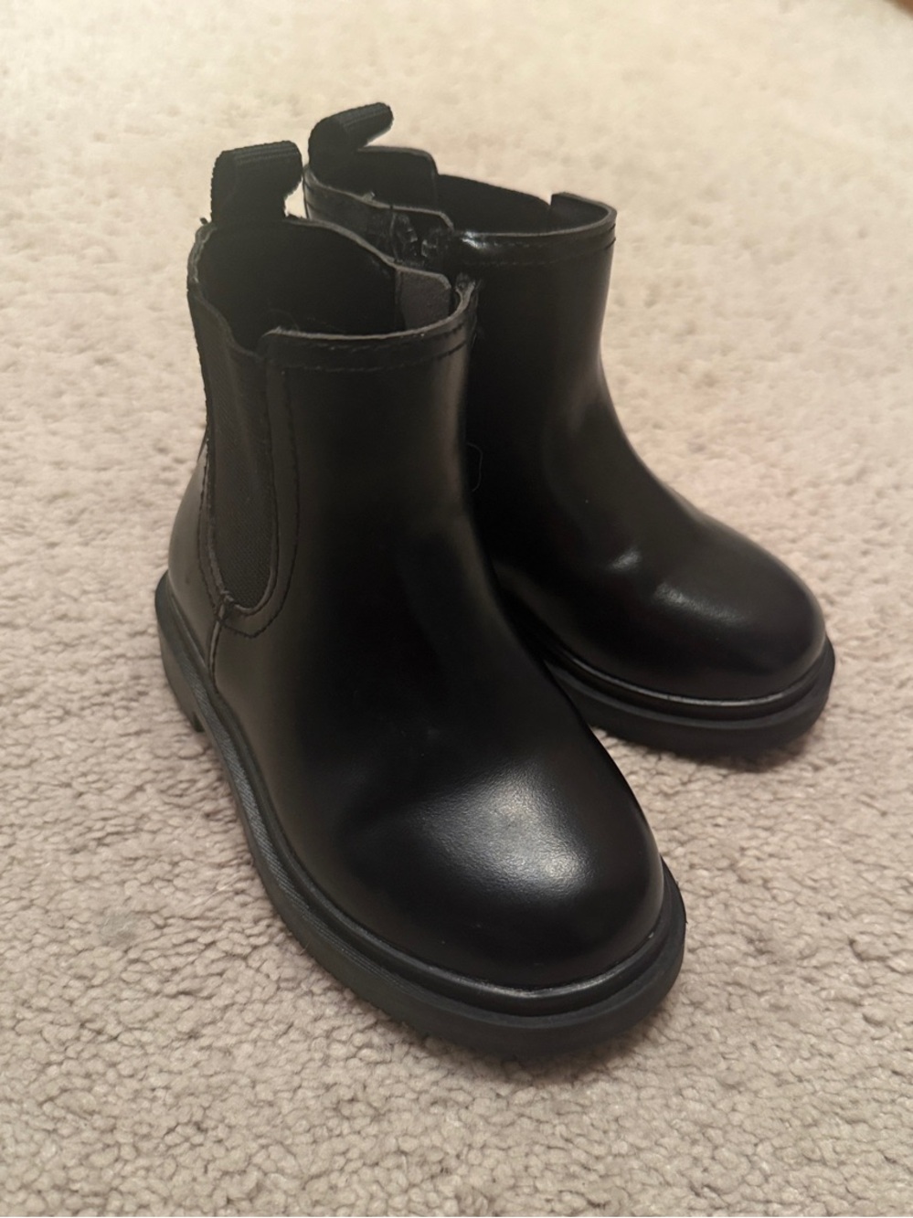 H&M Black Kids Chelsea Boots with Pull Tabs